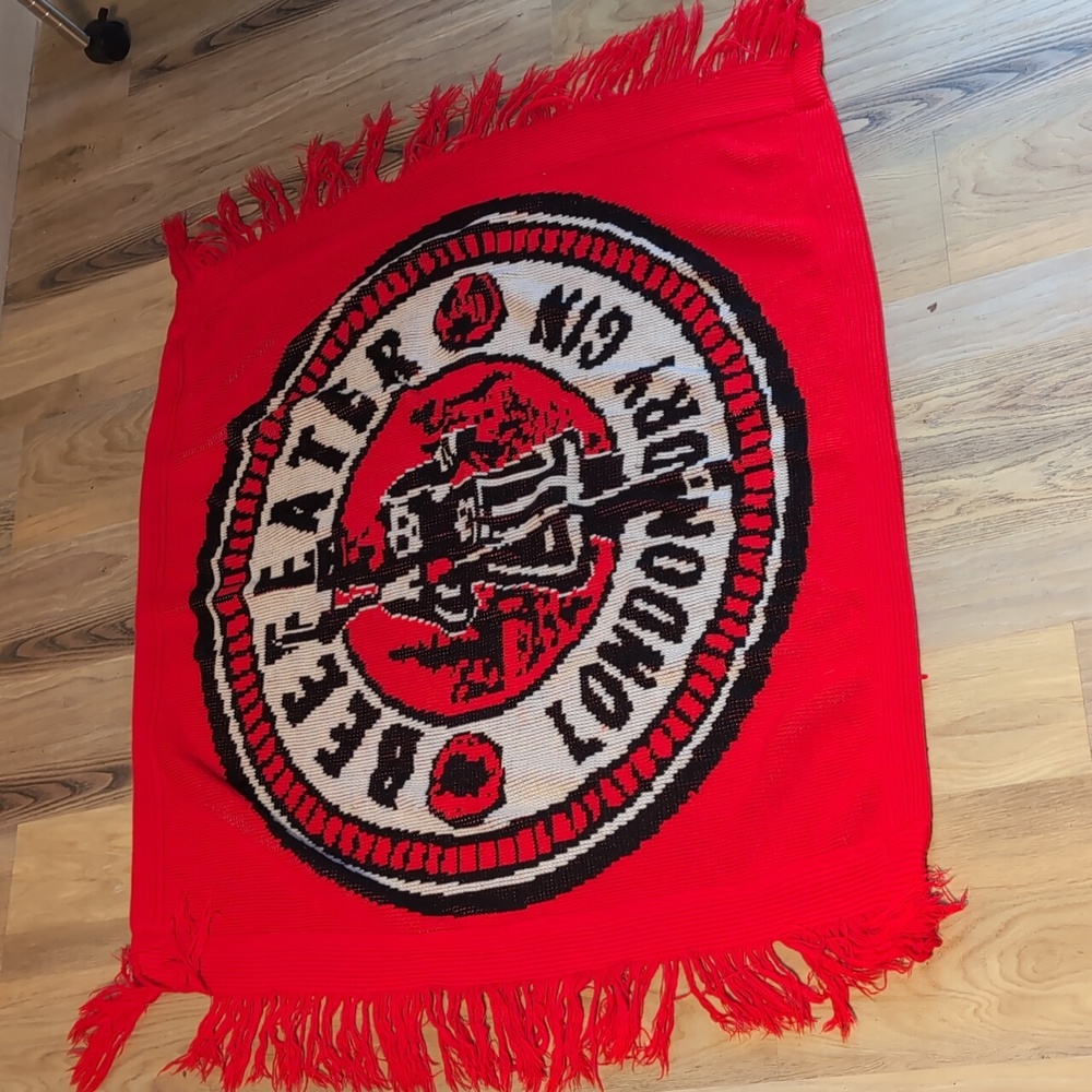 Beef Eater London Dry Gin knit wall hanger sweater